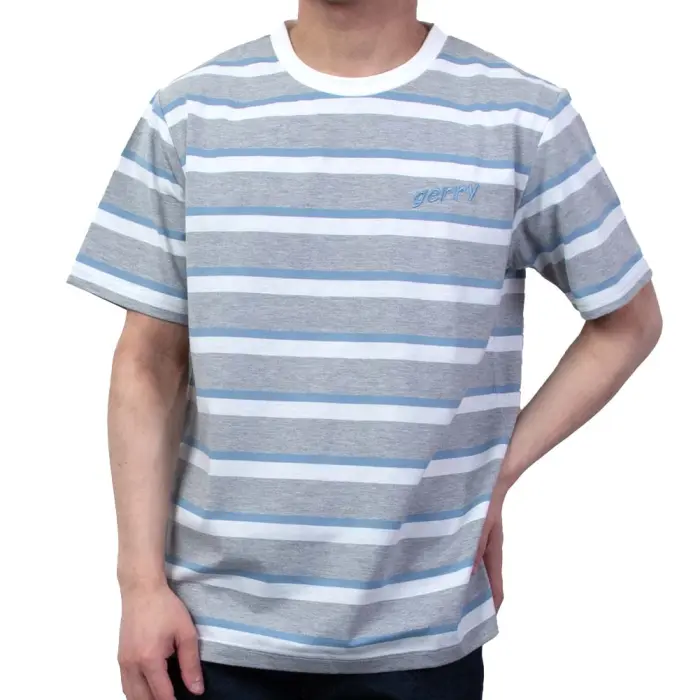 白と水色のボーダー　グレーＴシャツ　クルーネック　gerry の刺繍