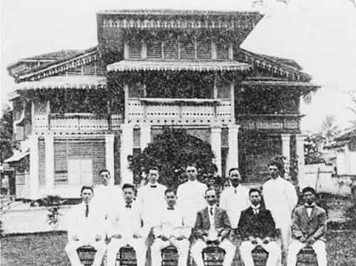 CHOYAの歴史画像：シンガポールで英国人向けシャツを受注